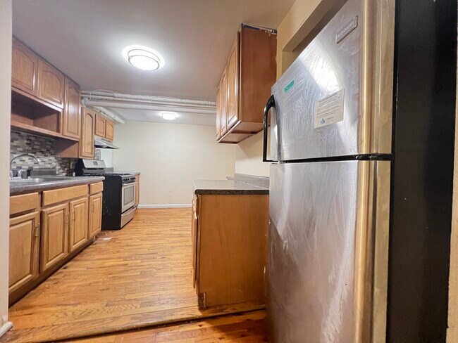 233 Weequahic Ave 19 - 232 Weequahic Ave Unit 19