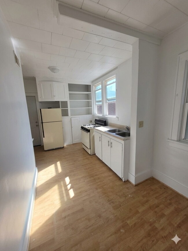 316 N Broad St Unit 4