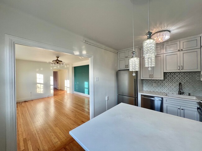 Photo - 1454 Beacon St Unit 744