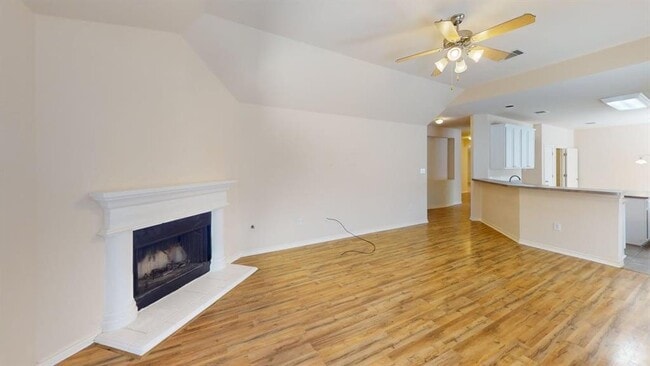 2816 Mission Tejas Dr