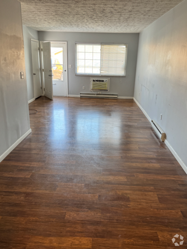 Building Photo - 1149 Dunaway St Unit 2 Rental