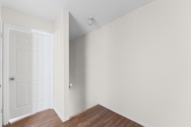 Building Photo - 12208 Ormandy St