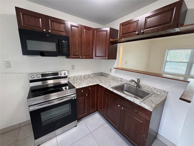 Photo - 1711 Fillmore St Unidad 1-9