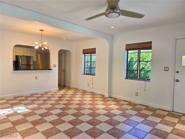 Photo - 1534 Avalon Pl