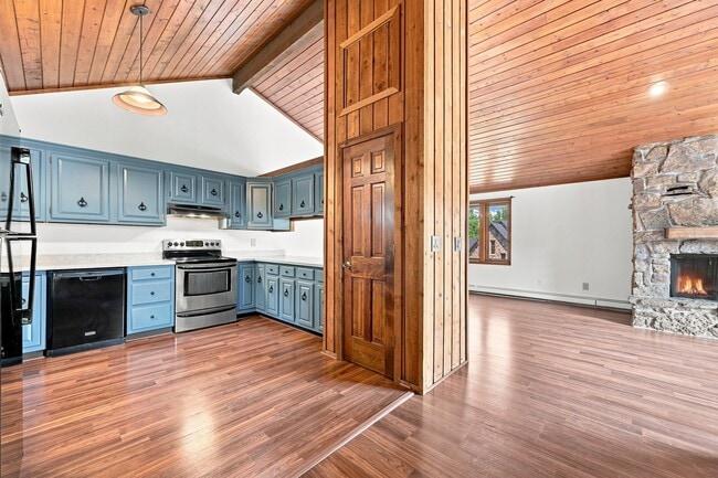 Photo - 28248 Harebell Ln