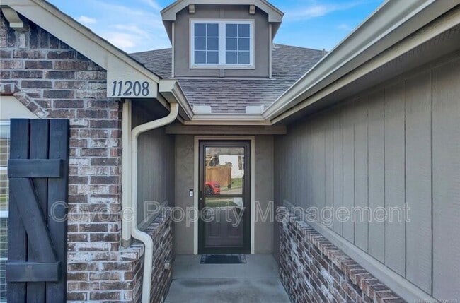 Photo - 11208 N 146th E Ave