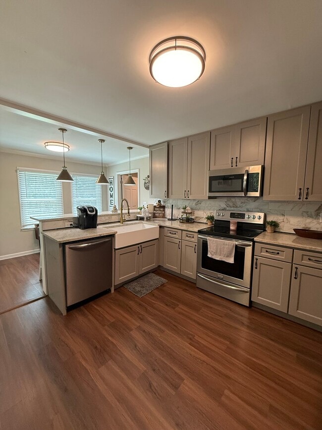 Photo - 2146 Marwood Ln