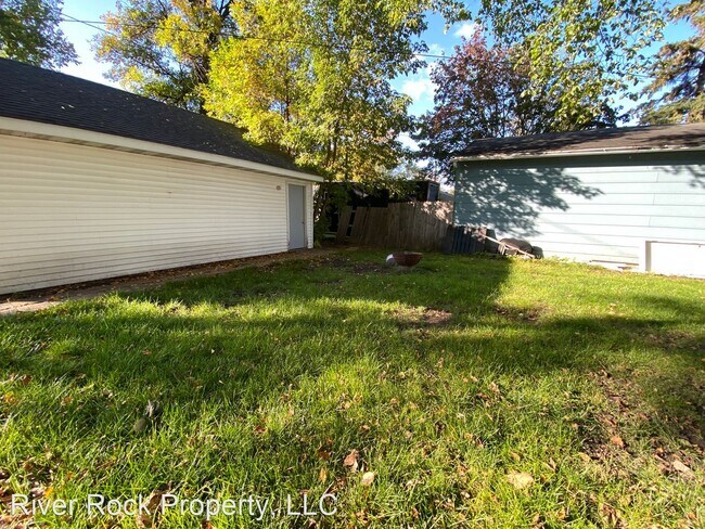 Photo - 3 br, 2 bath House - 1206 1st St N