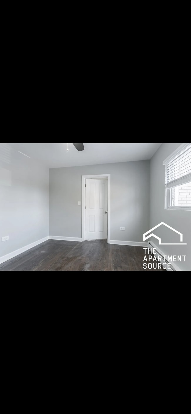 Photo - 1324 W Sherwin Ave Unit 1B