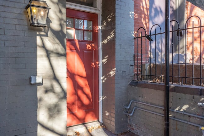 Photo - 1543 New Jersey Ave NW Unit ID1034728P