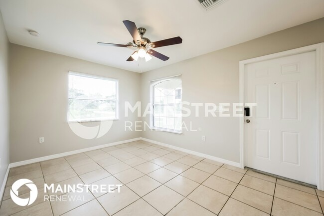 Photo - 3113 71st St W