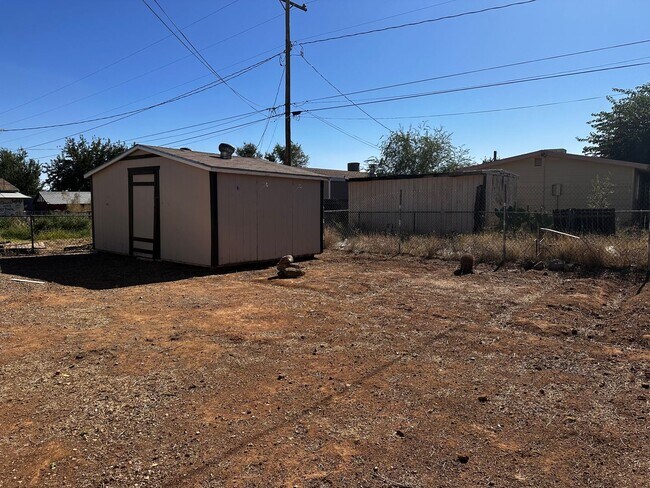 Photo - 3 Bedroom 2 Bathroom Mobile Home