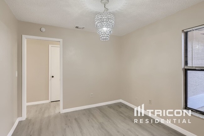 Photo - 1007 Black Willow Dr