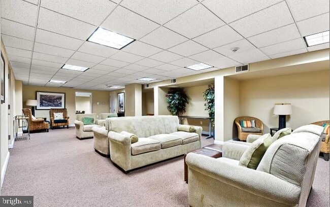 Photo - 2725 39th St NW Unidad 509