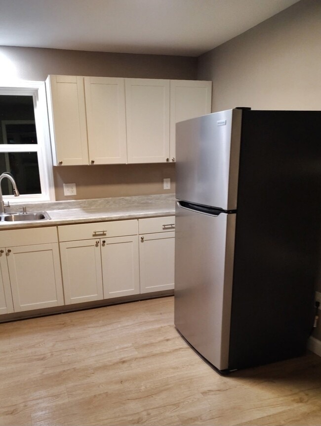 Photo - 110 S Highland Ave Unidad 2