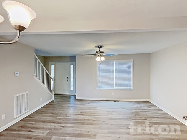 Photo - 1856 Emily Ln