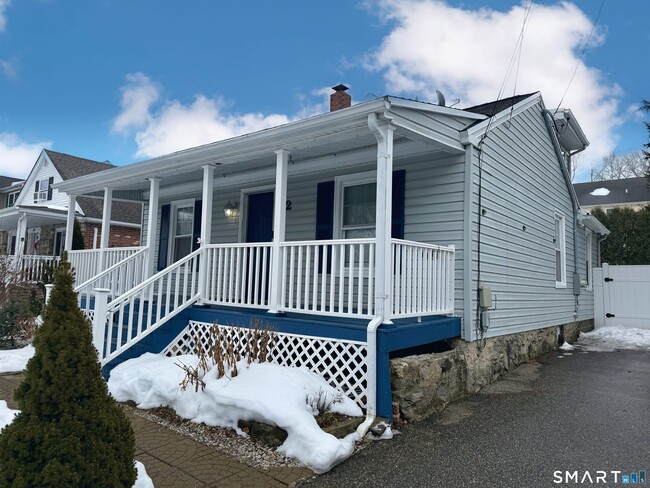 Photo - 42 Wells Ave