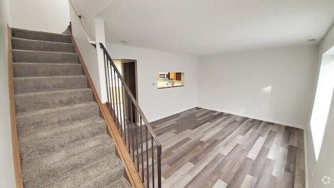 Building Photo - 436 N 18th Ave Rental