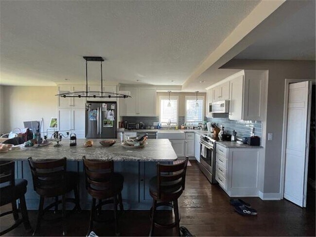 Photo - 527 Mariner Dr