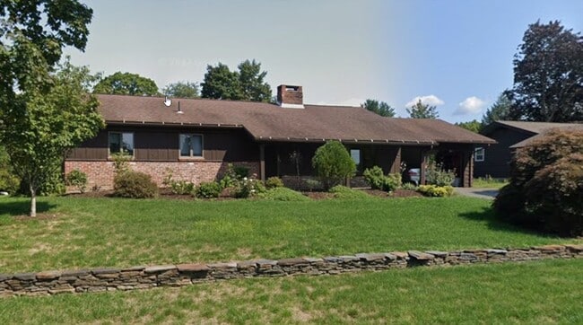 Building Photo - 29 Ridgecrest Rd