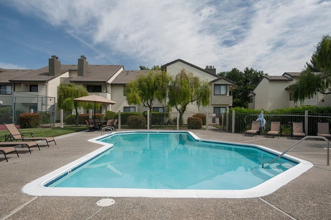 Meadow Ridge Apartments