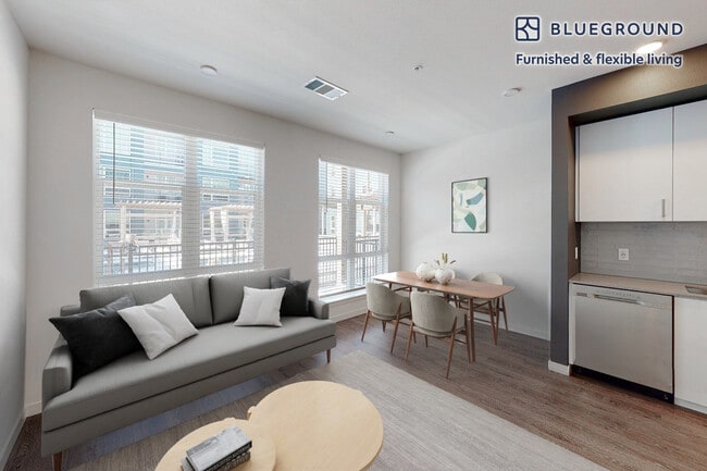 Photo - 2600 Lawrence St Unidad FL2-ID1514A