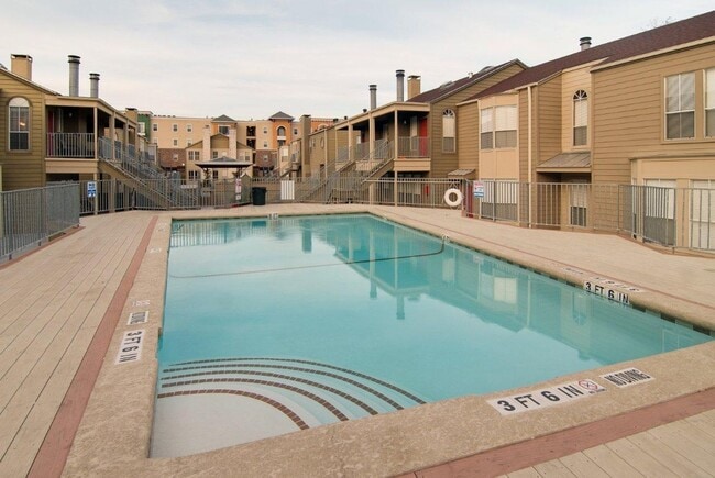 Photo - 2529 Rio Grande St