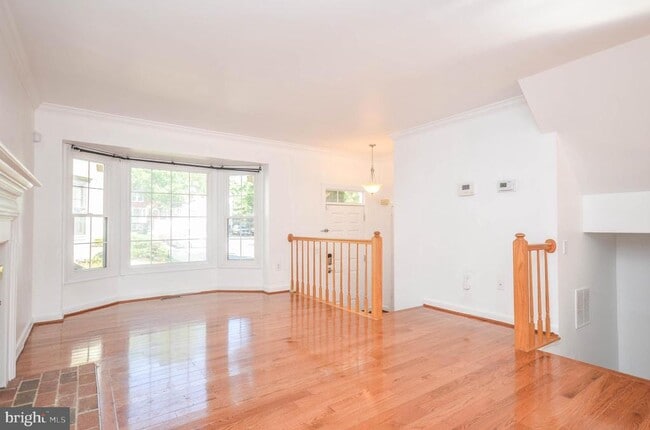 Photo - 62 Drumcastle Ct