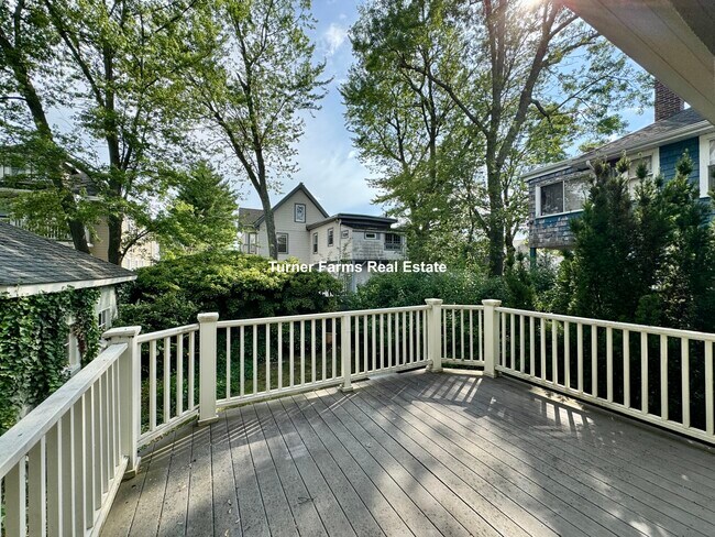 Photo - 16 Chetwynd Rd Unit 1