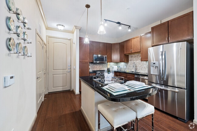 The Bellini 1BR, 1BA - 609SF - Kitchen