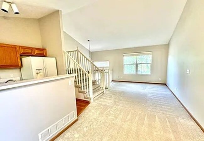 Photo - 7407 S 176th Cir