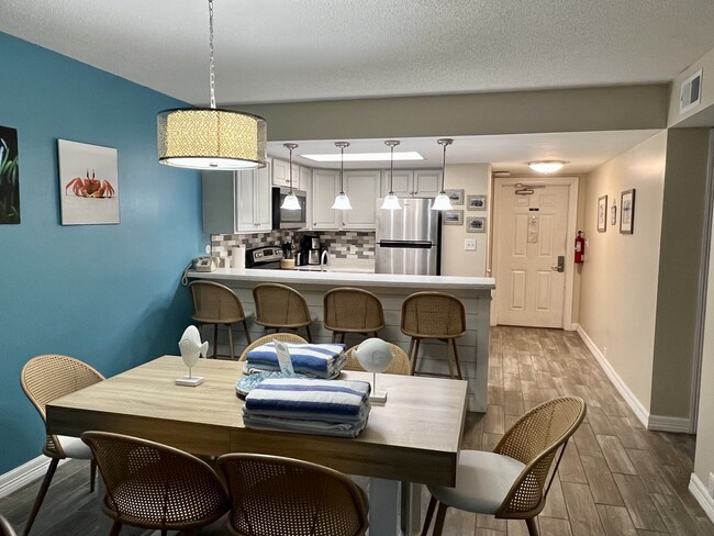 Photo - 14810 Windward Dr Unidad Gulfstream Condos e #222