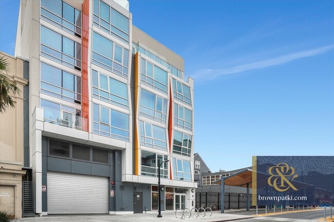 Photo - 45 Bartlett St Unit 402