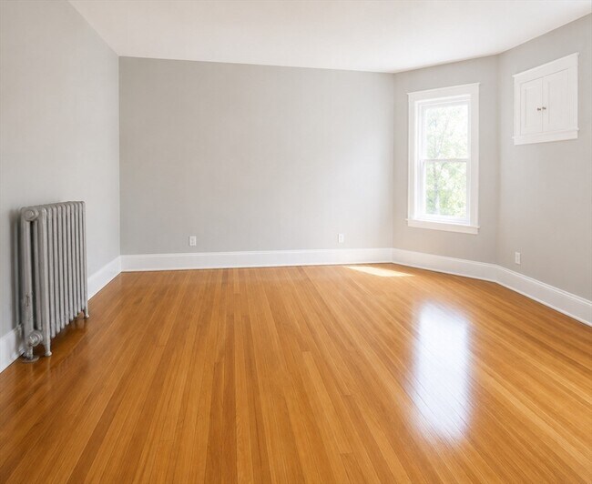 Photo - 102 Saxton St Unit 3
