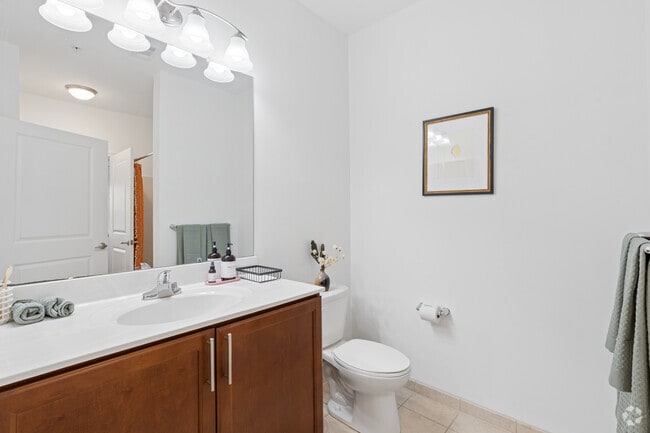 2BR, 2BA - 1,177SF - Bathroom