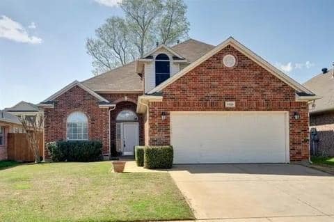 Building Photo - 8729 Sunset Trace Dr