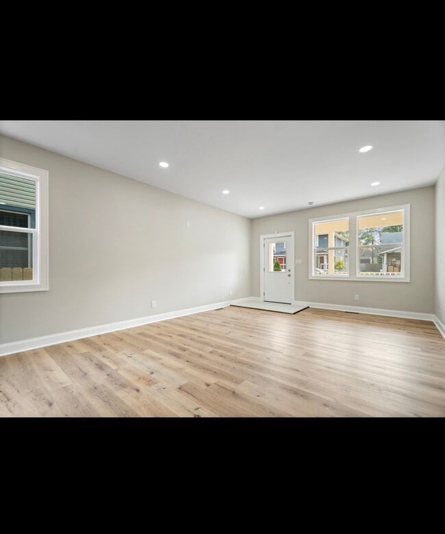 1210 Harlan St
