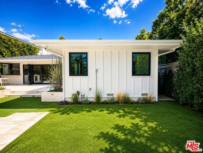 Photo - 9342 Airdrome St