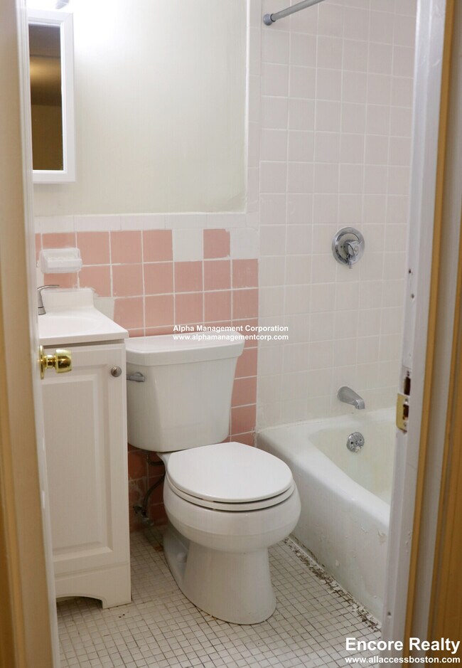 Photo - 10 Wait St Unidad B2