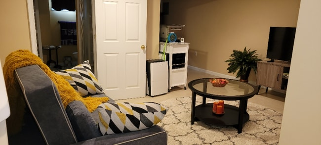 Photo - 6105 Arbor St