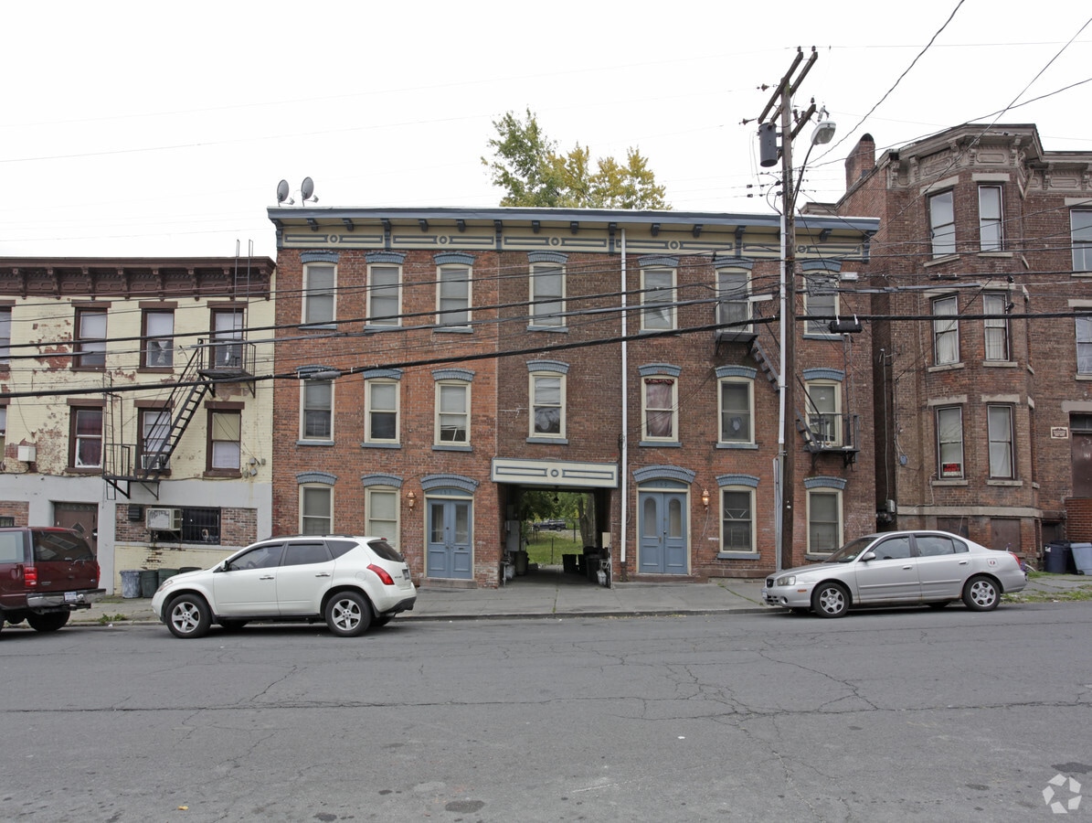 Photo - 155-159 Ann St Apartments