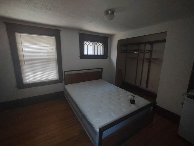 Building Photo - 254 - Whitman Unit Up Rental