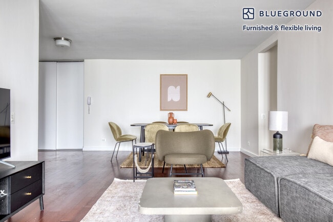 Photo - 606 1st Ave. Unidad FL30-ID720