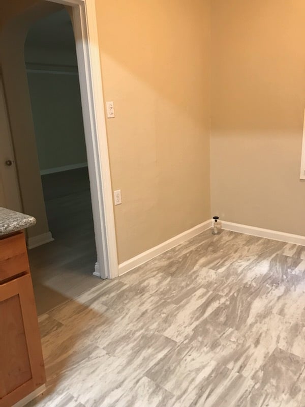 Photo - Pine Grove Apartments