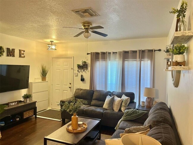 Photo - 2435 Lake Woodberry Cir