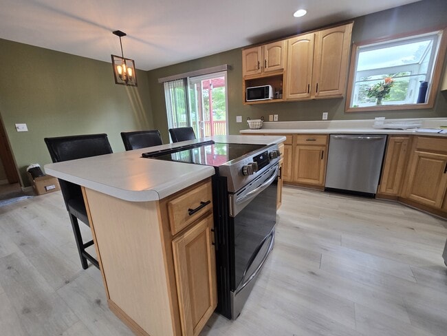 Photo - 9444 Windsong Ln