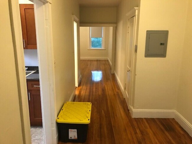 Photo - Large updated 2 bed unit with the landlord paying the full broker's fee!