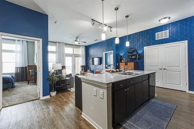 Photo - Aspire at 610