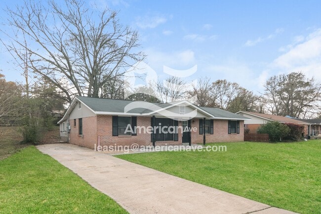 Photo - 856 Barklay Way