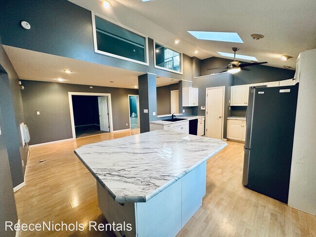 Photo - 2 br, 1 bath House - 4742 Falmouth